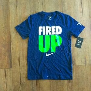 Nike fired up tee shirt size youth M